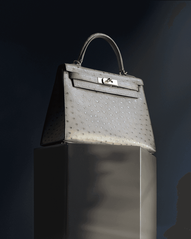 Falcons — bag detail 6